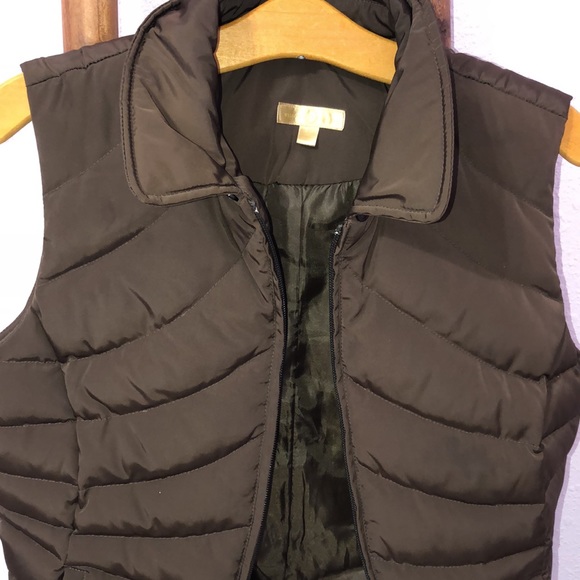 Brown Puffer Vest - Picture 2 of 5